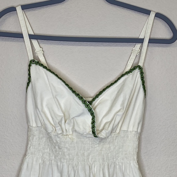 Tommy Hilfiger Embroidered Summer Top Size Medium - Picture 2 of 12